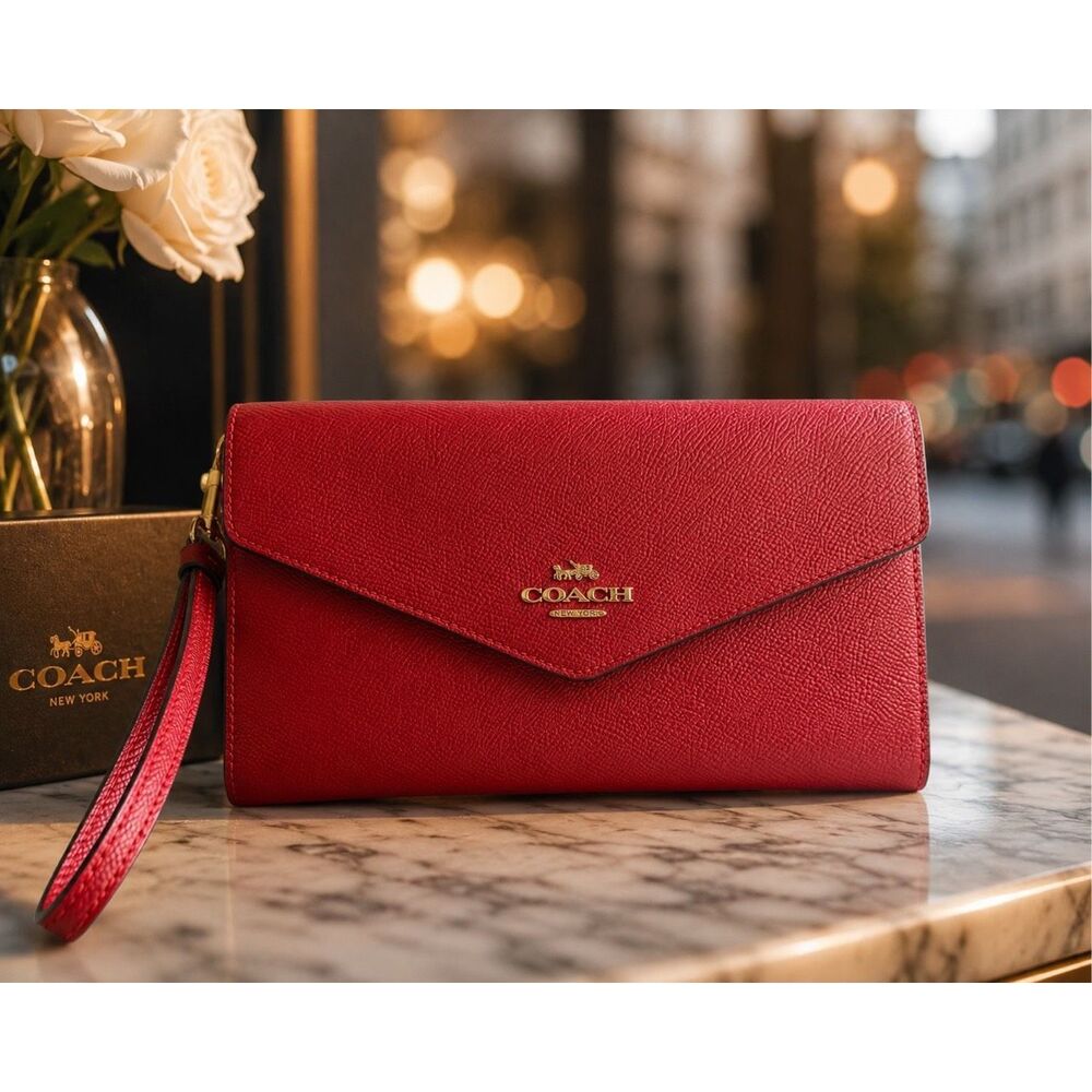 Coach Corner Zip Travel Envelope Wallet Red Crossgrain Leather Wristlet NWT - Picture 8 of 9